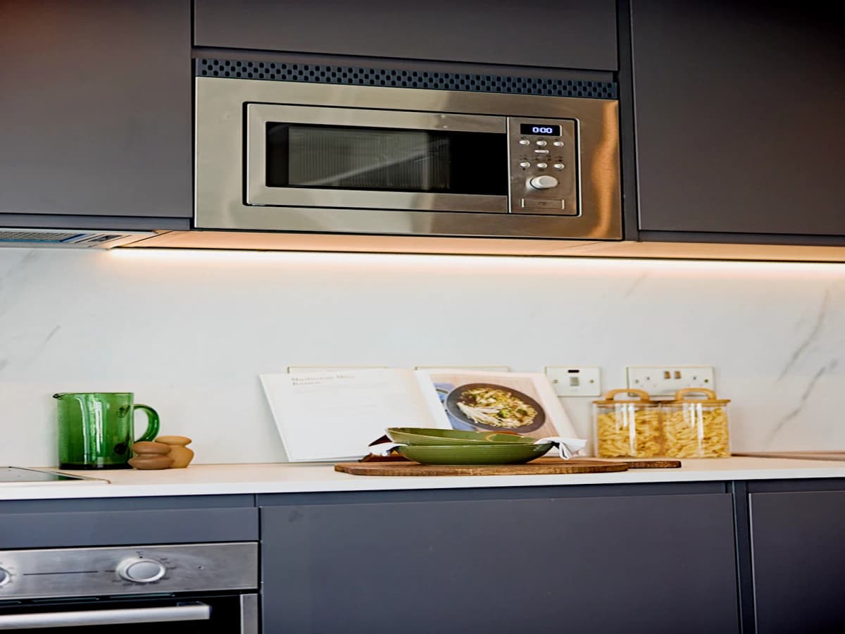 LiveOasis St Albans Place image