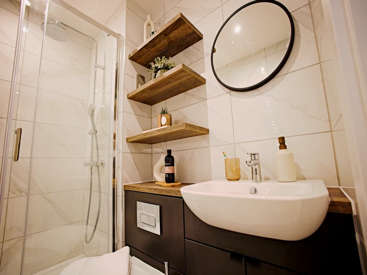 LiveOasis St Albans Place image