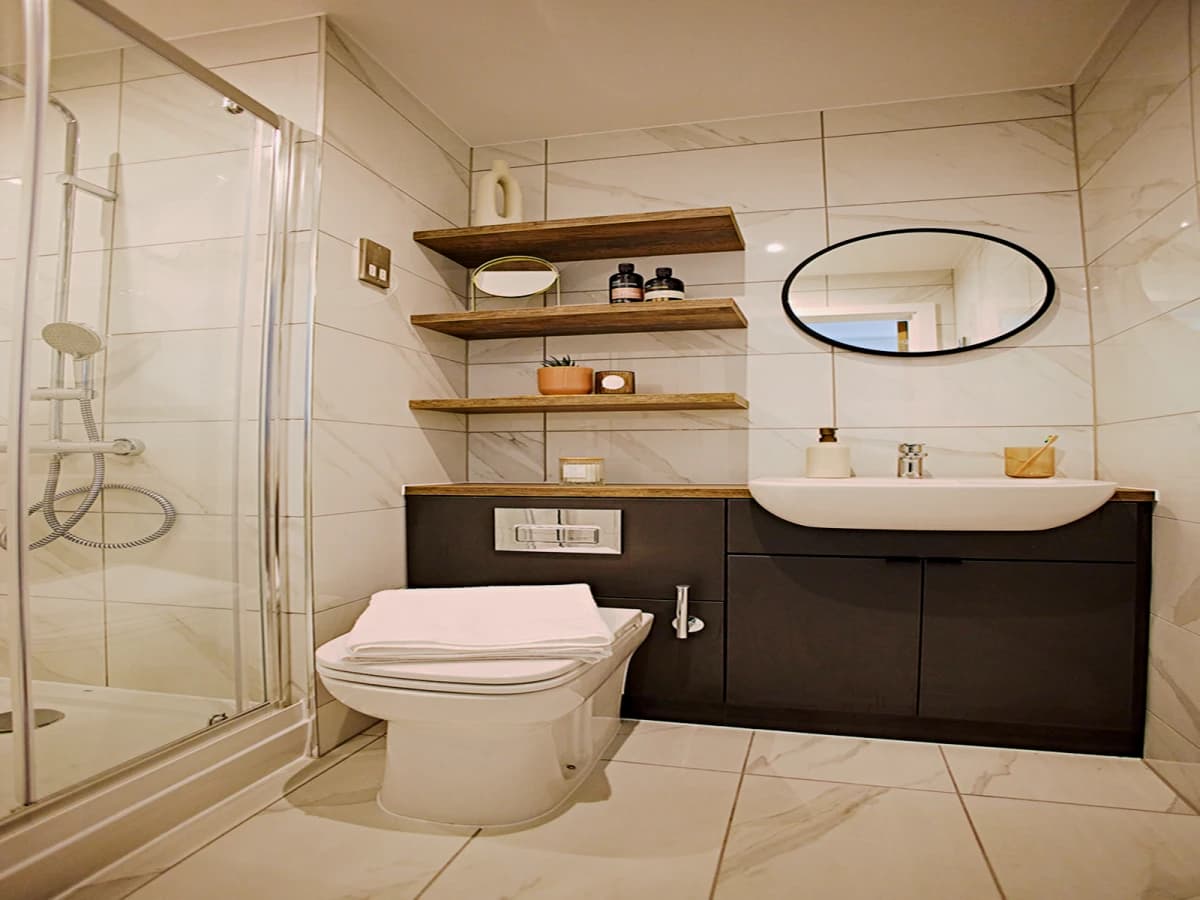 LiveOasis St Albans Place image
