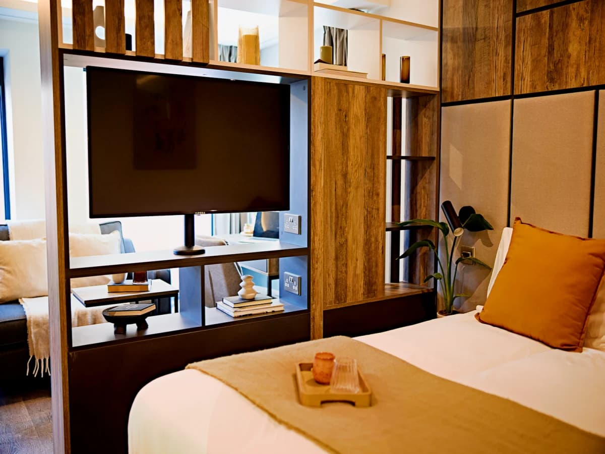LiveOasis St Albans Place image