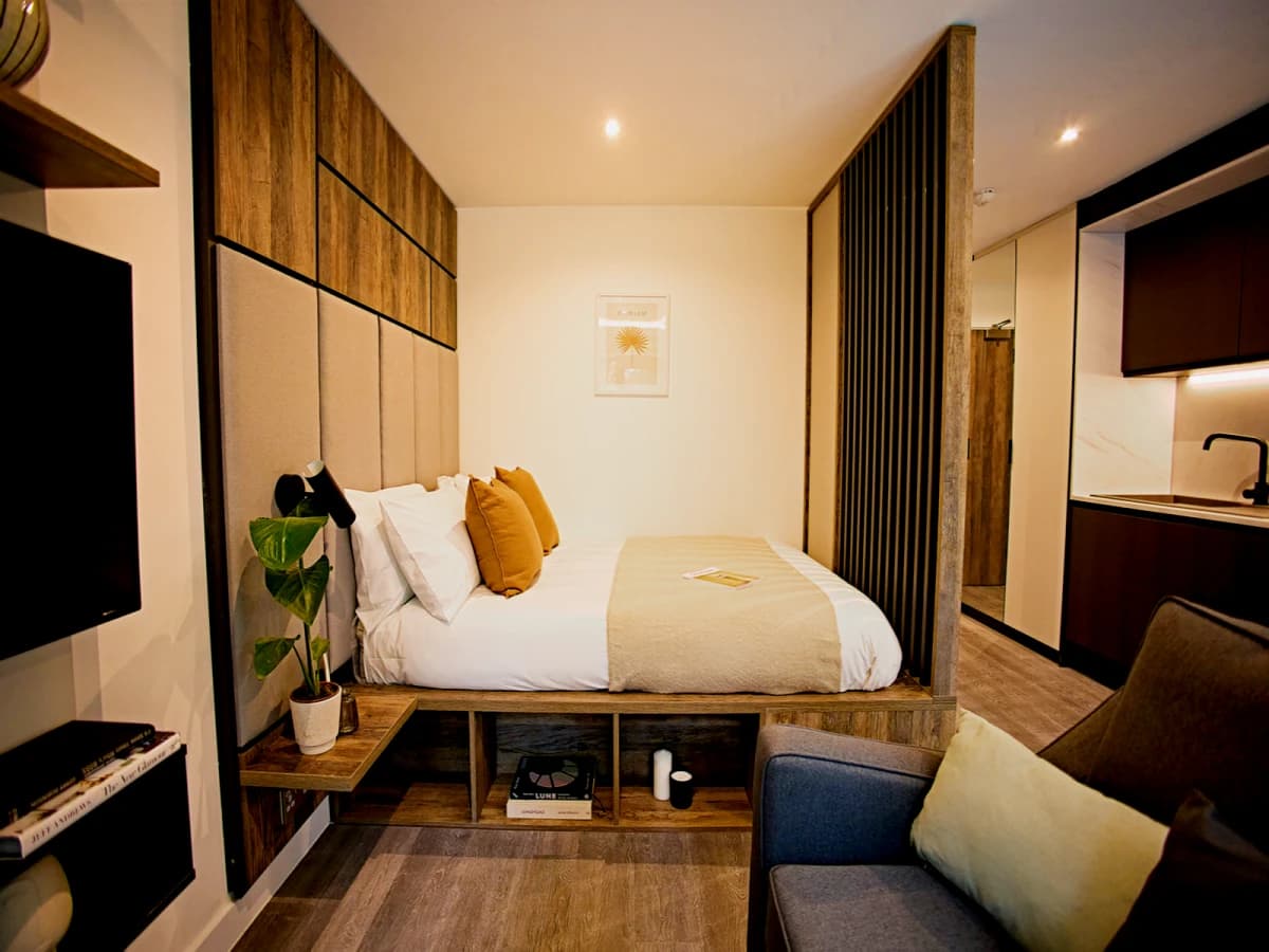 LiveOasis St Albans Place image
