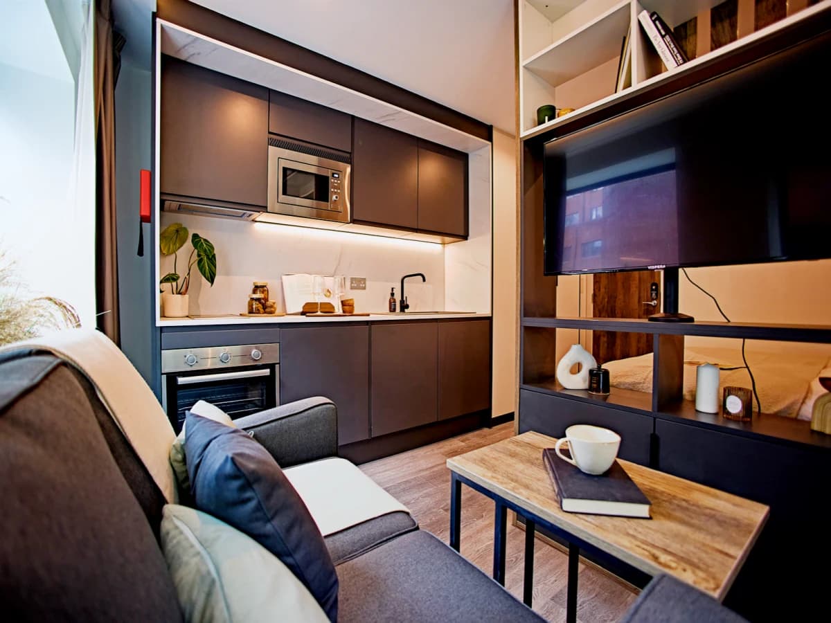 LiveOasis St Albans Place image