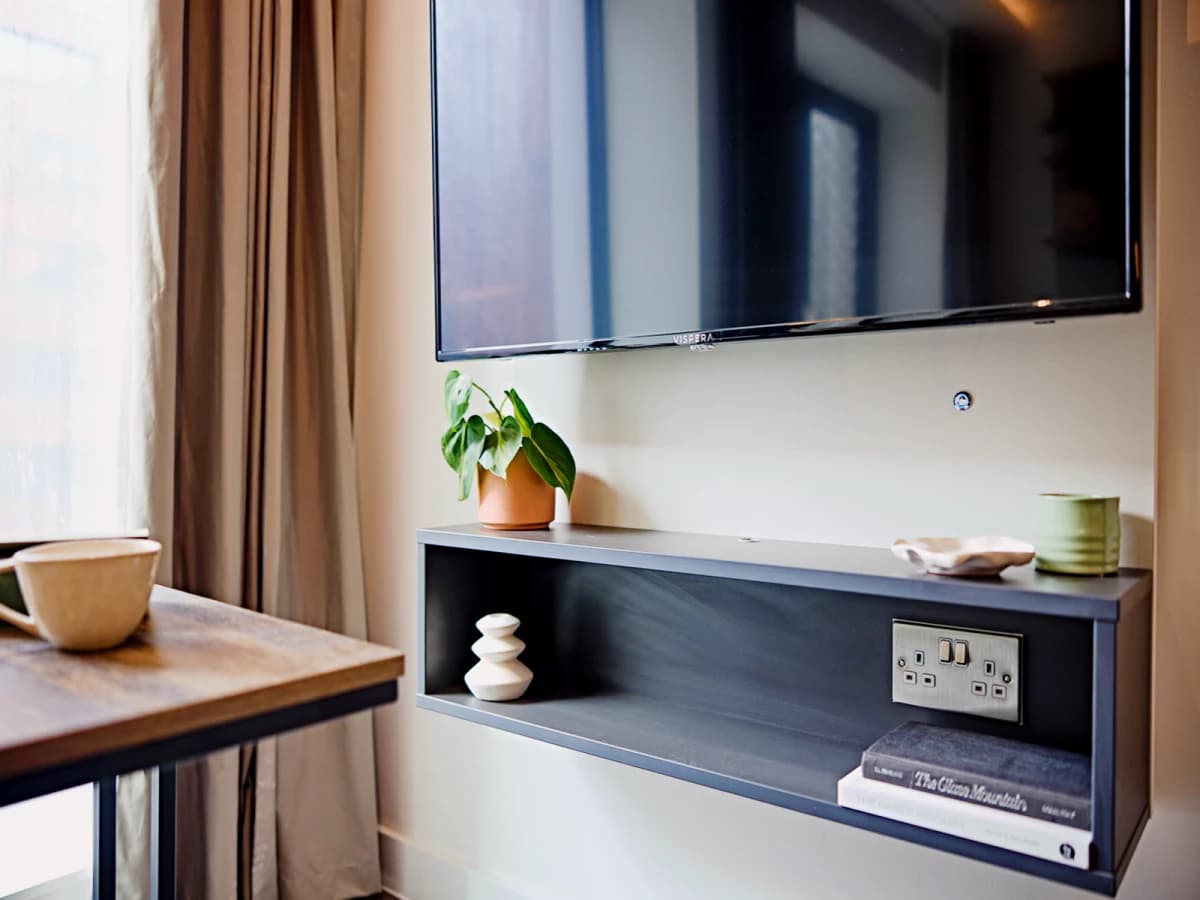 LiveOasis St Albans Place image