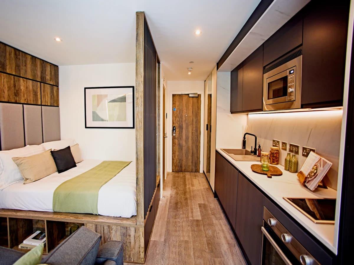 LiveOasis St Albans Place image