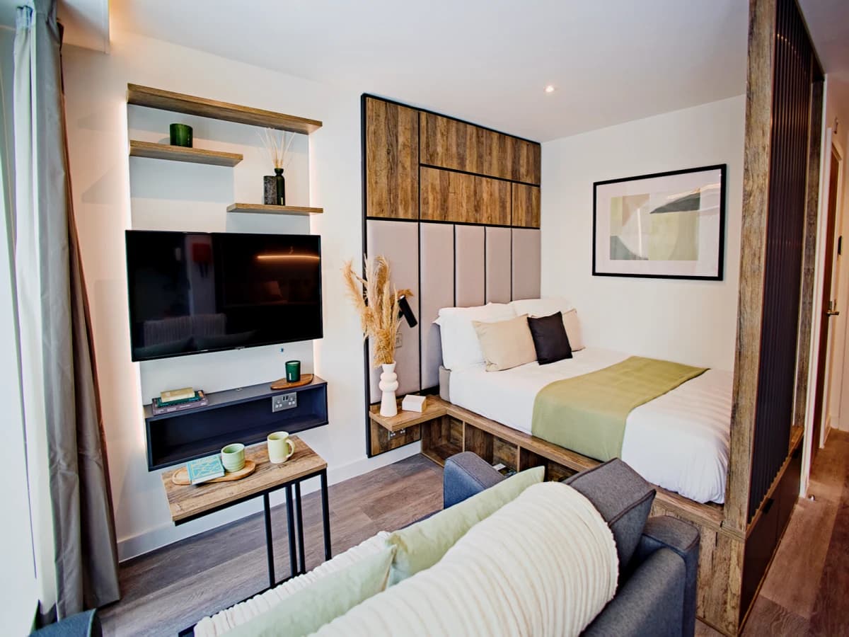 LiveOasis St Albans Place image