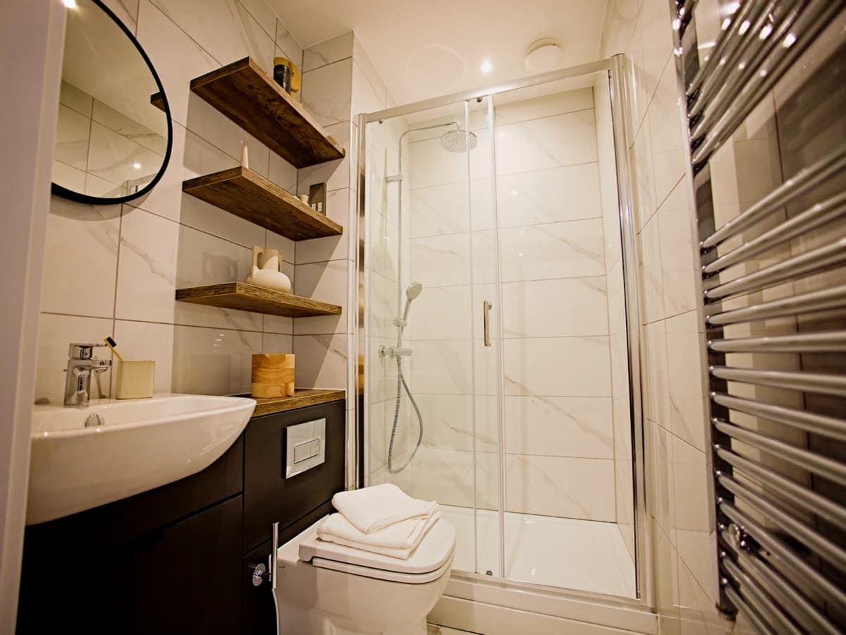 LiveOasis St Albans Place image