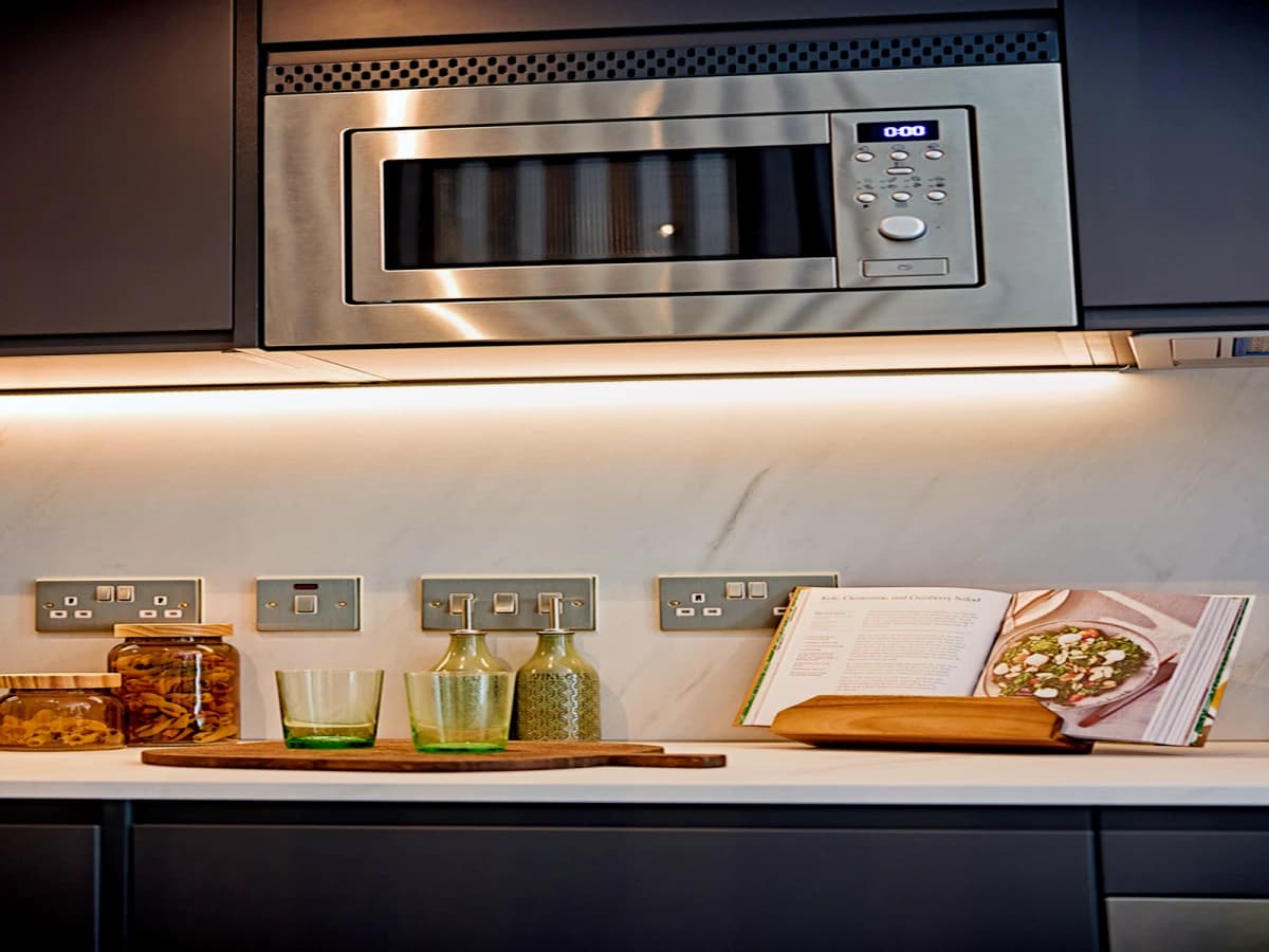 LiveOasis St Albans Place image
