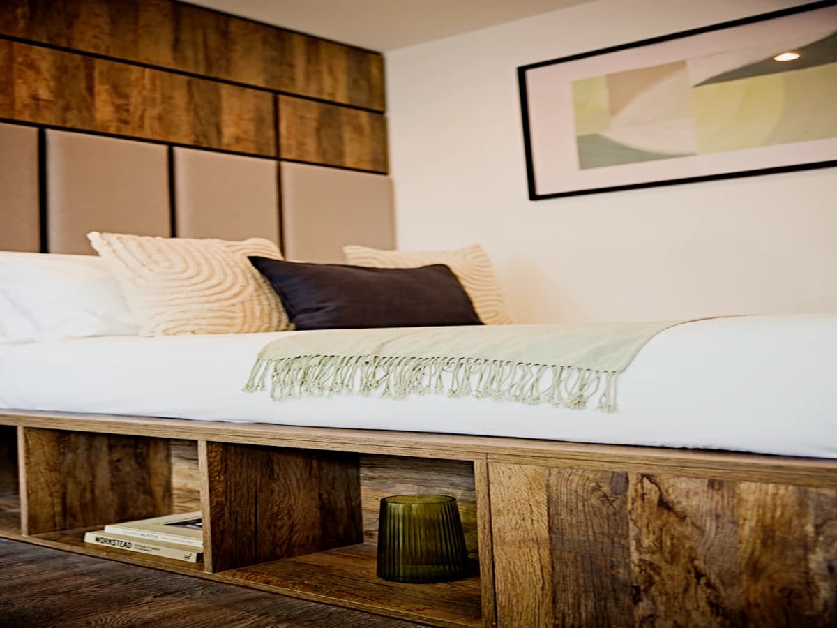 LiveOasis St Albans Place image