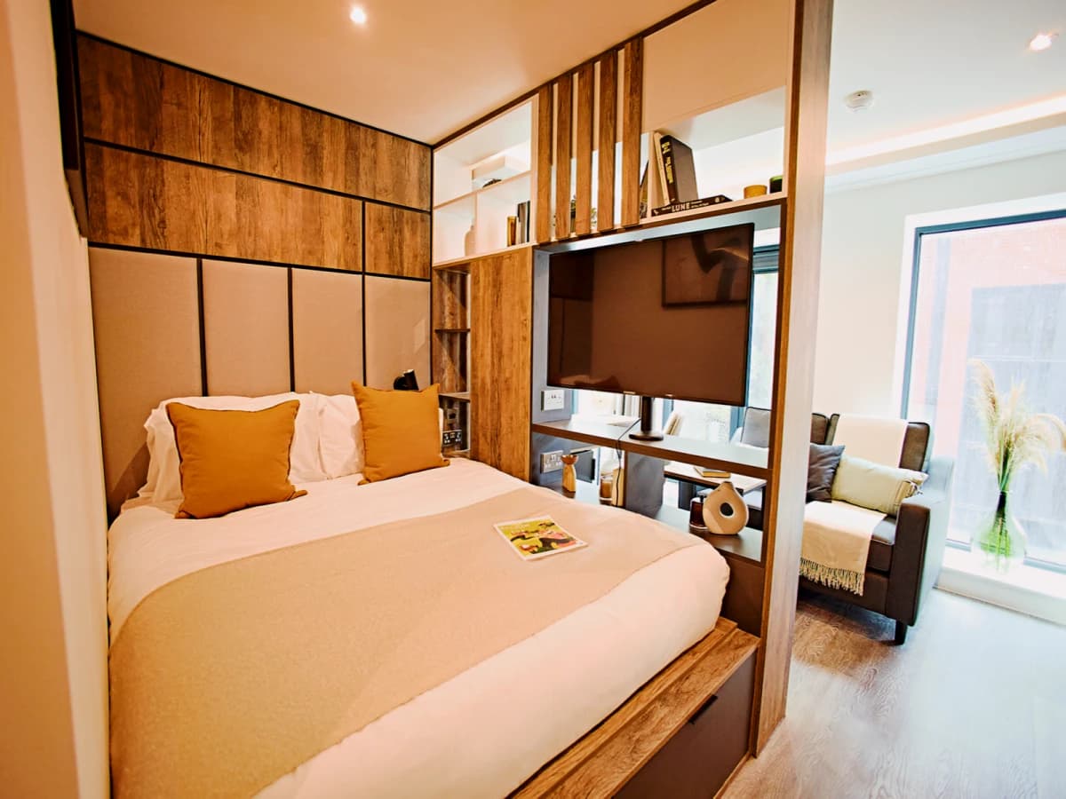 LiveOasis St Albans Place image
