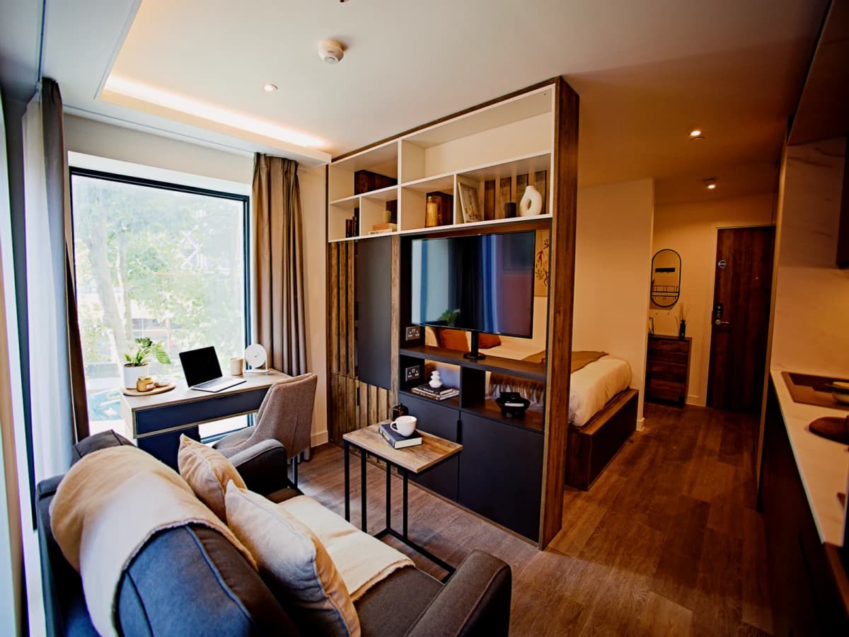LiveOasis St Albans Place image