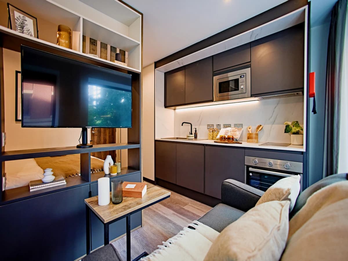 LiveOasis St Albans Place image