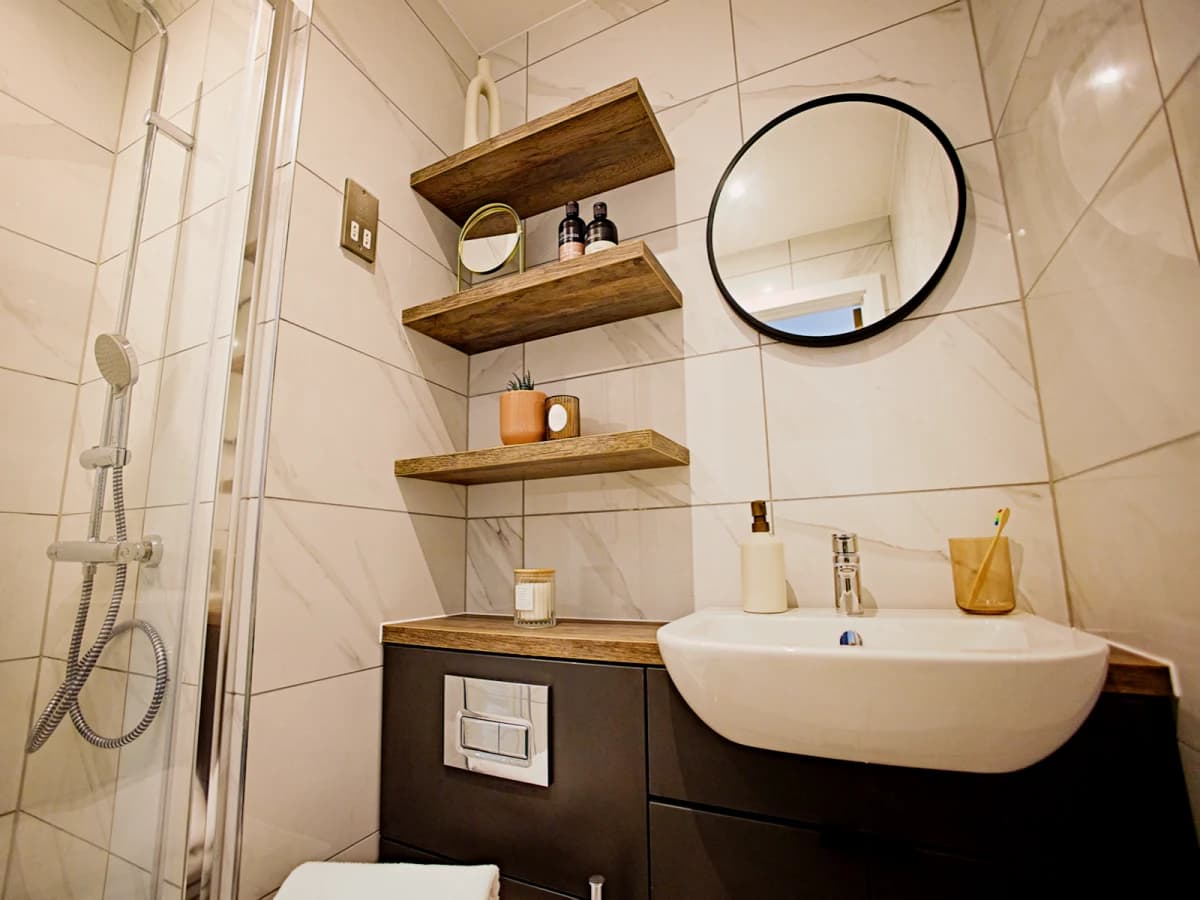 LiveOasis St Albans Place image