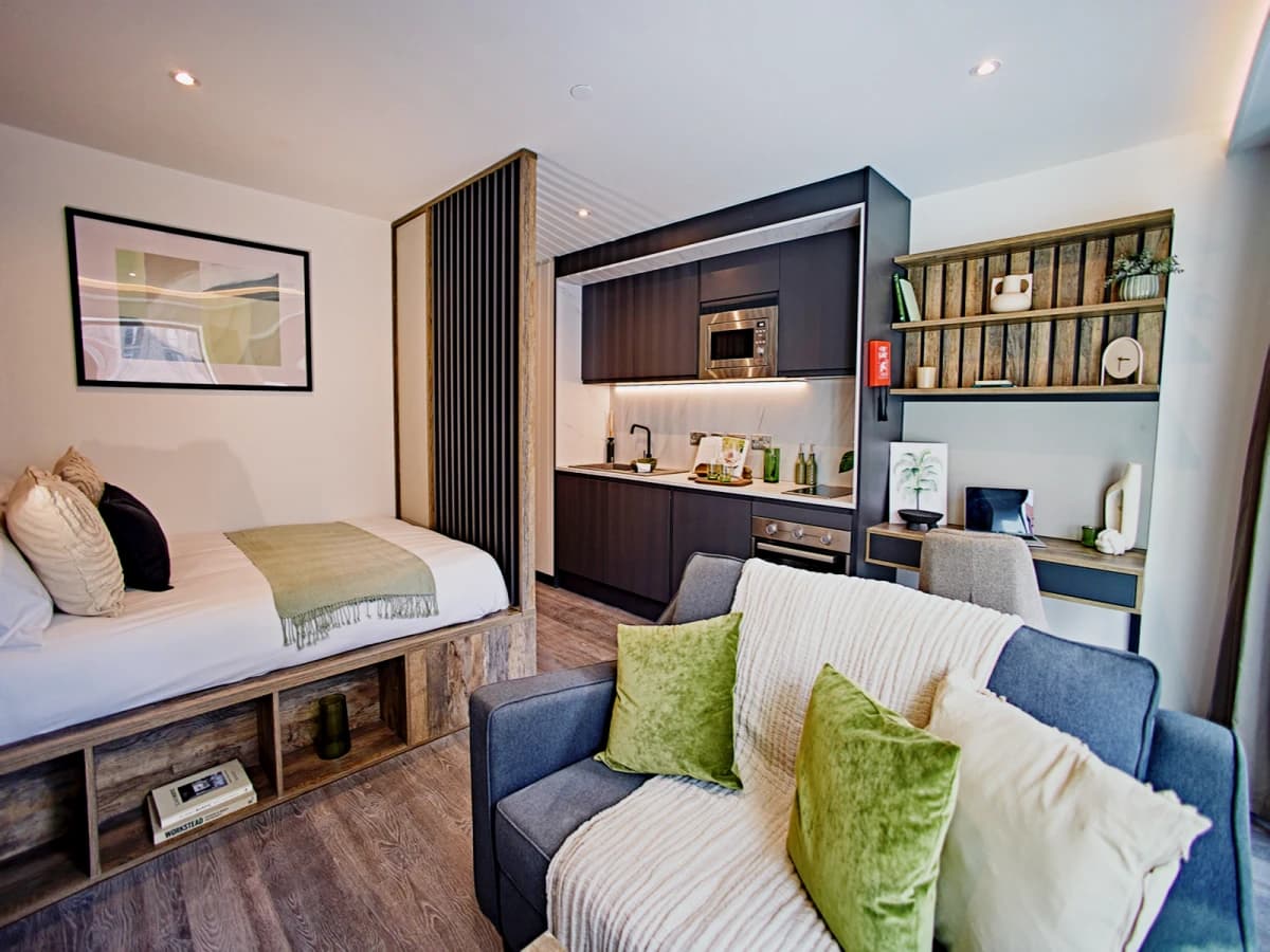 LiveOasis St Albans Place image