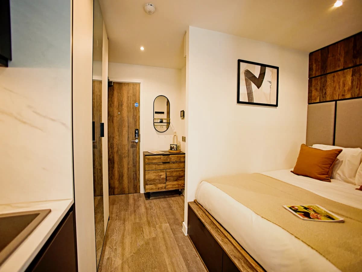 LiveOasis St Albans Place image