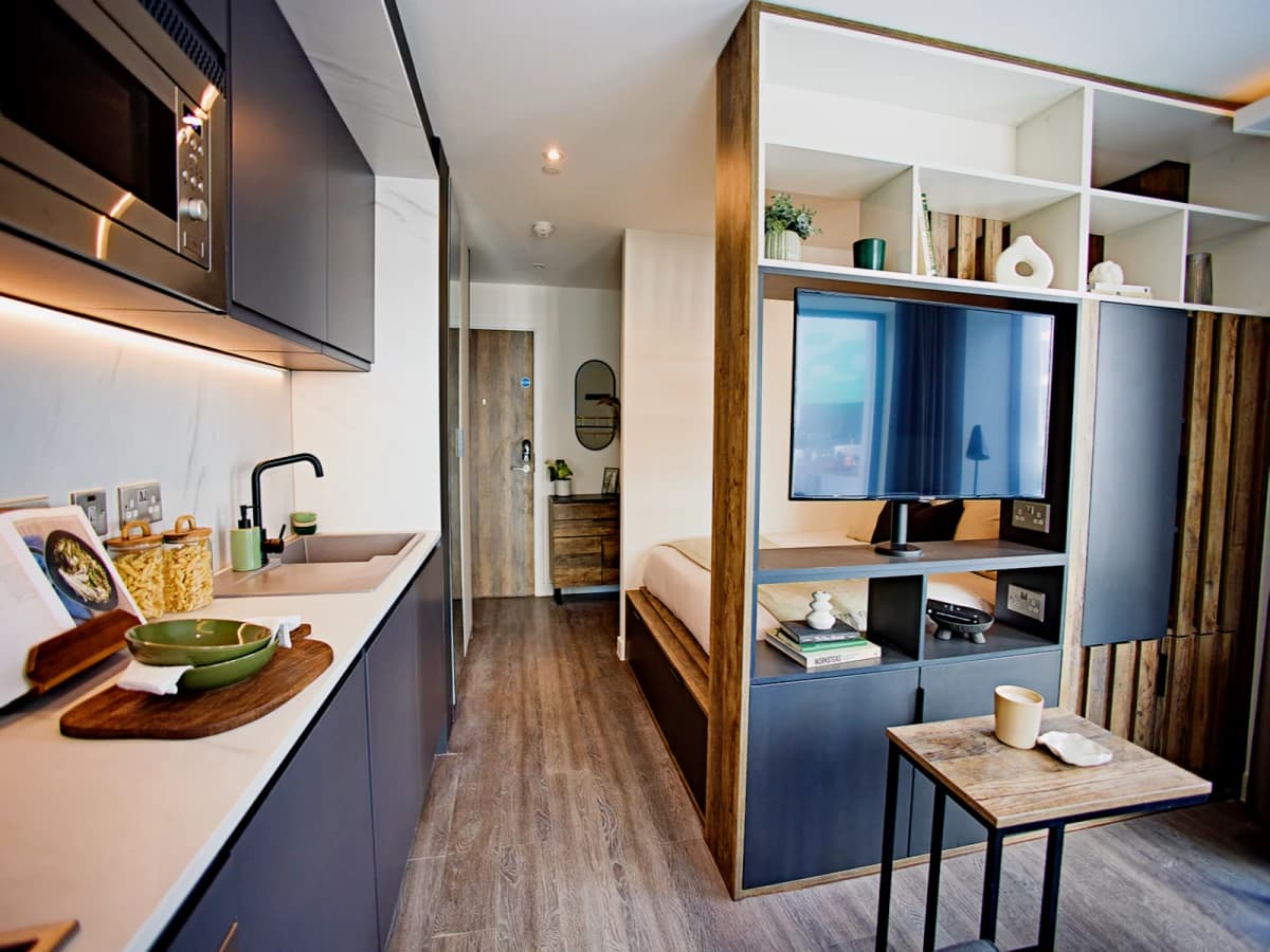 LiveOasis St Albans Place image