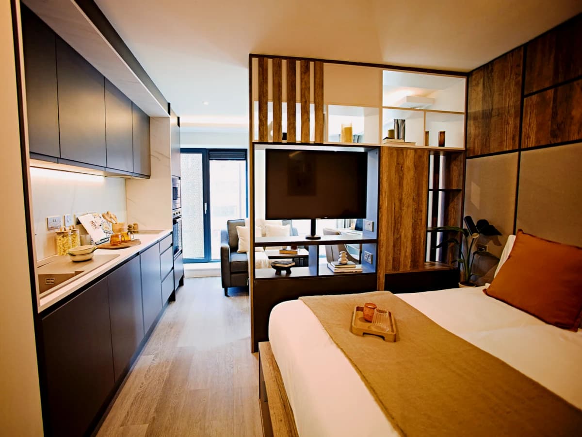 LiveOasis St Albans Place image