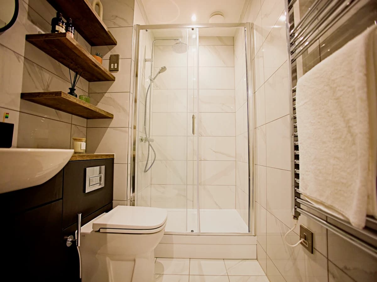 LiveOasis St Albans Place image