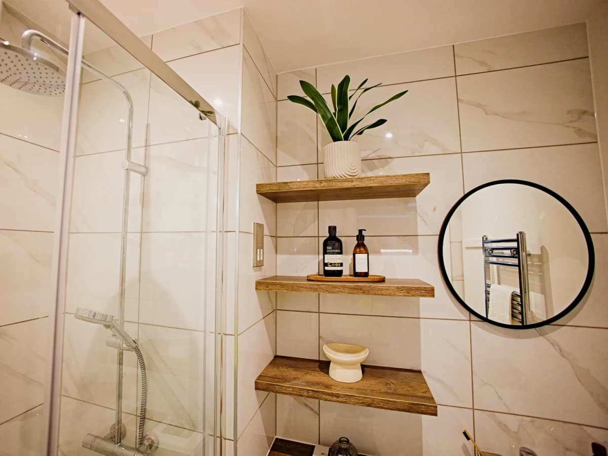 LiveOasis St Albans Place image