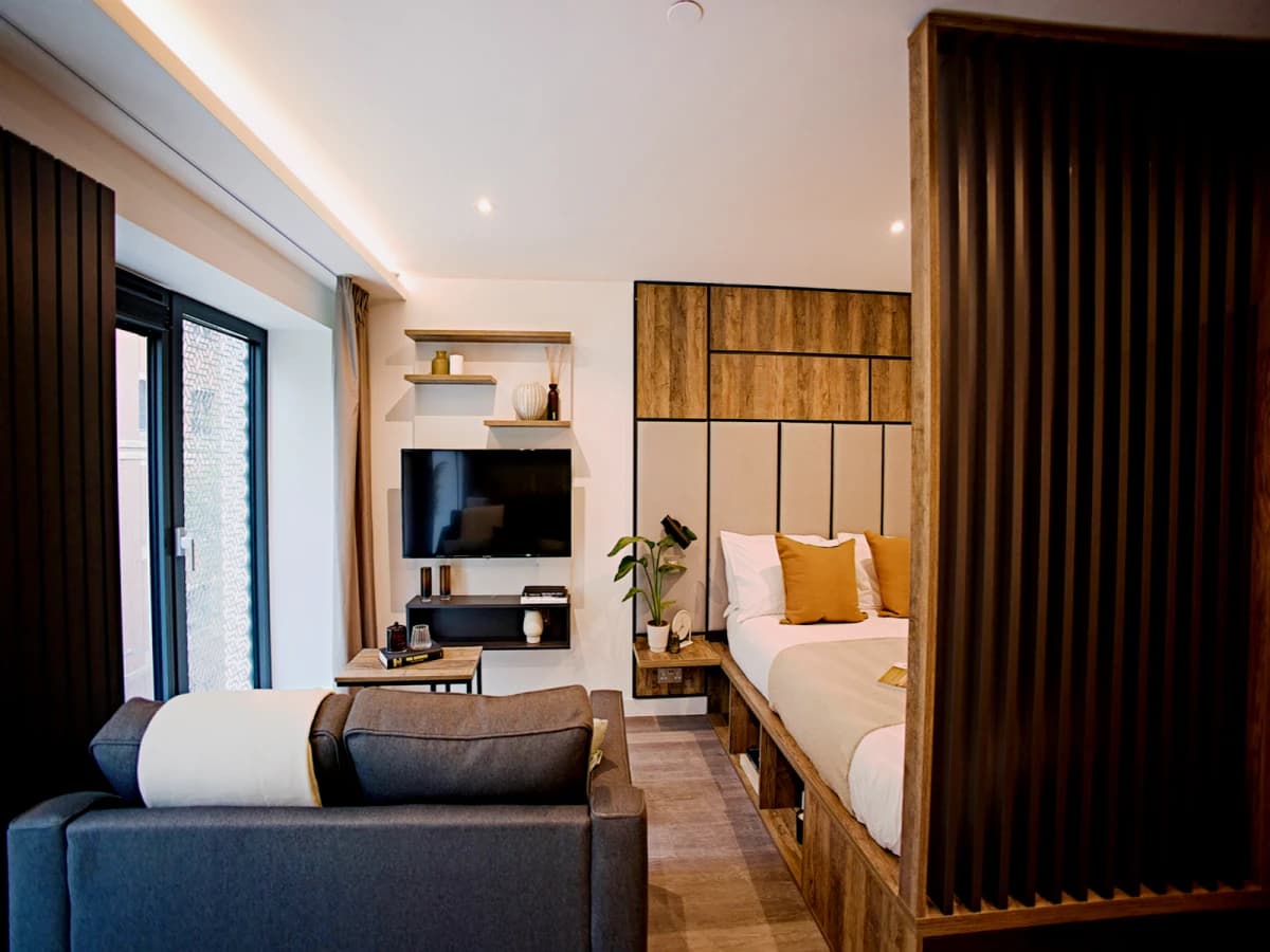 LiveOasis St Albans Place image