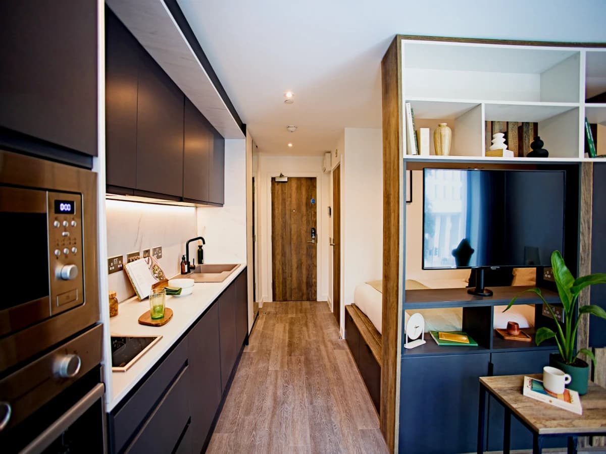 LiveOasis St Albans Place image