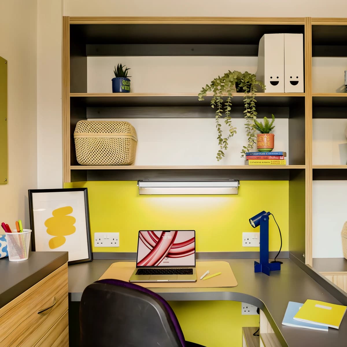 Peel Park Quarter image 4