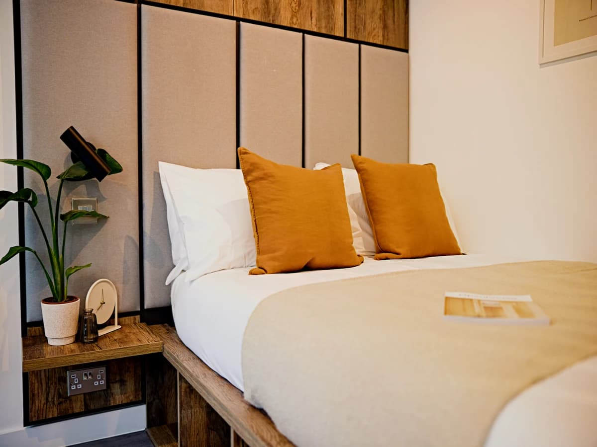LiveOasis St Albans Place image