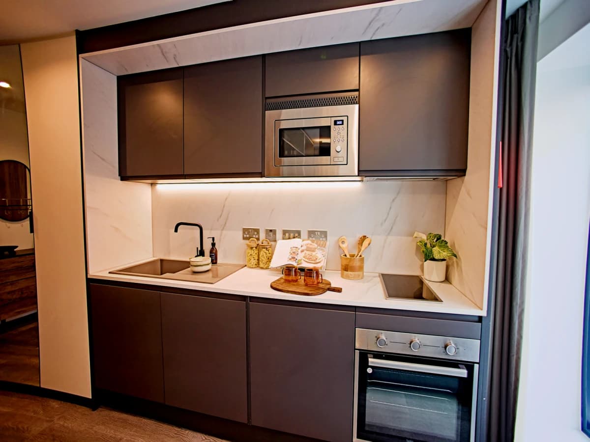 LiveOasis St Albans Place image