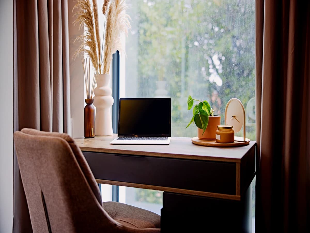 LiveOasis St Albans Place image