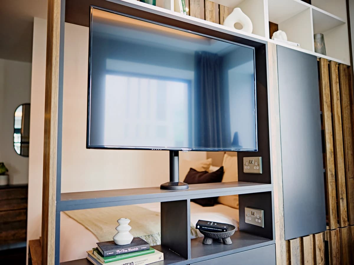 LiveOasis St Albans Place image