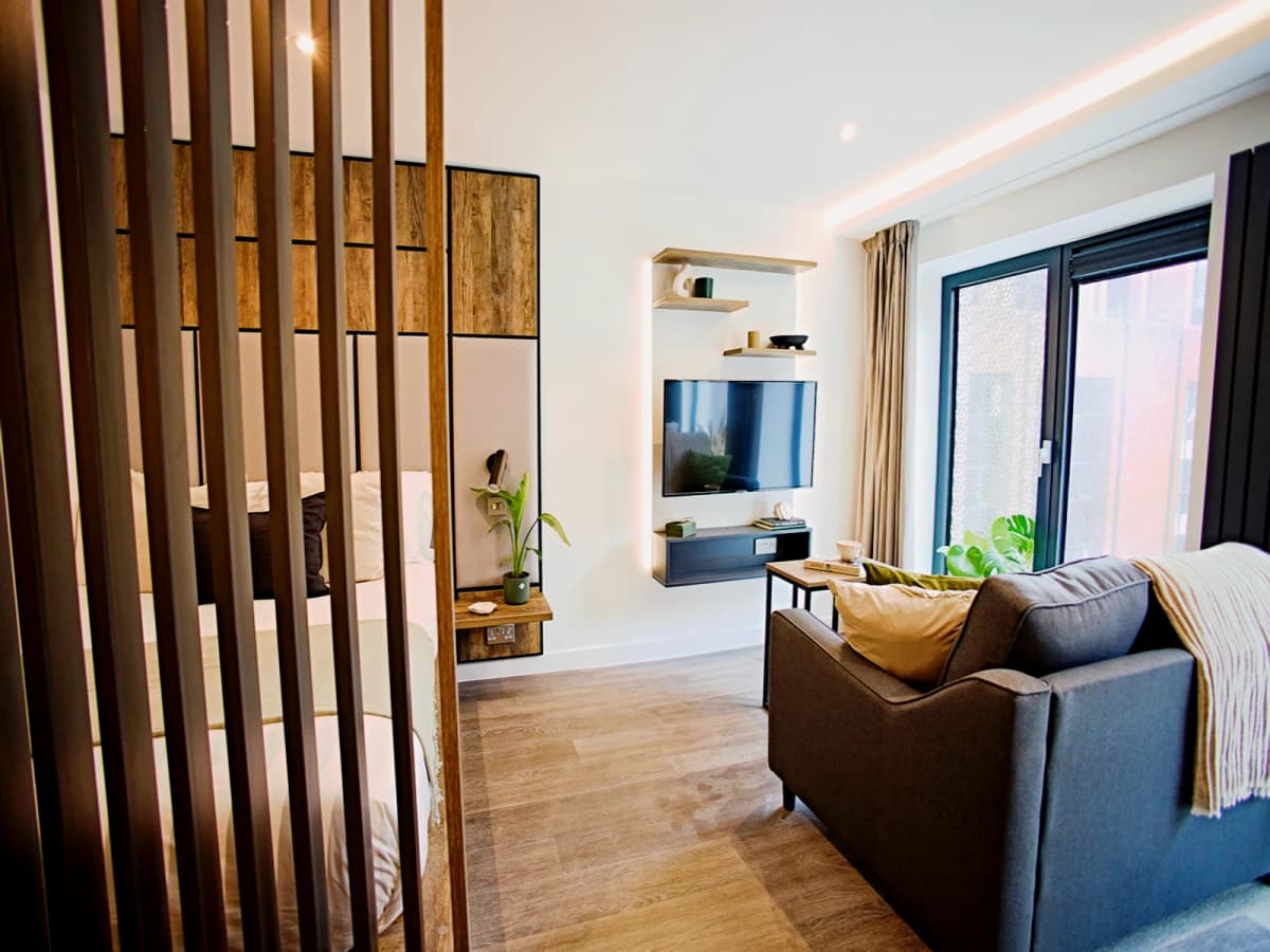 LiveOasis St Albans Place image