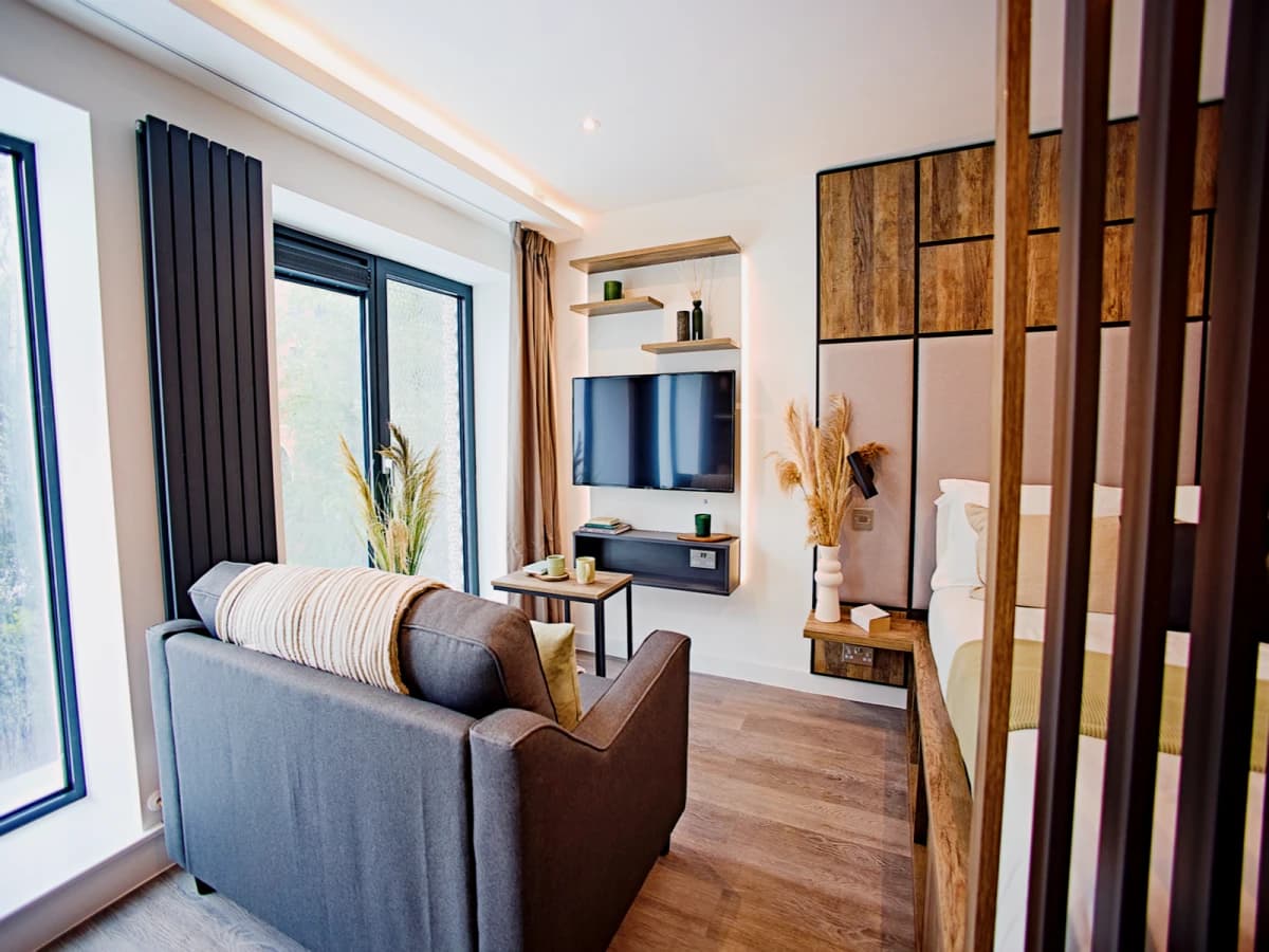 LiveOasis St Albans Place image