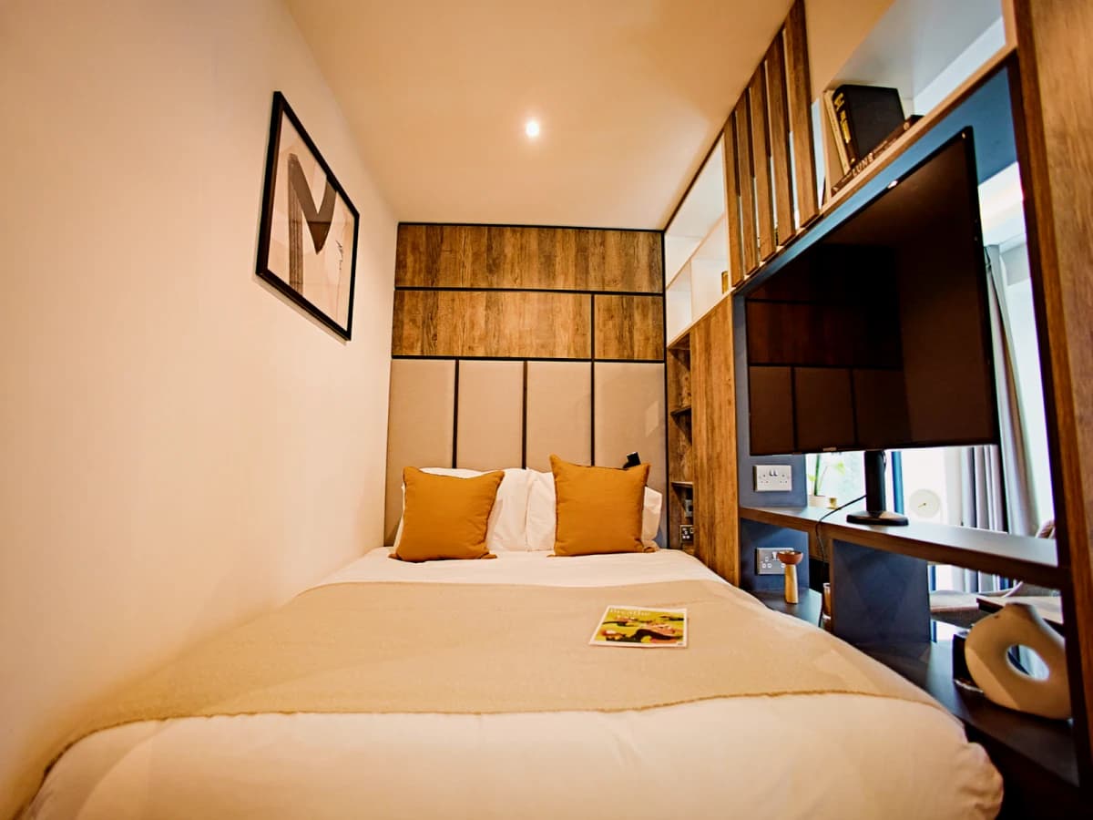 LiveOasis St Albans Place image