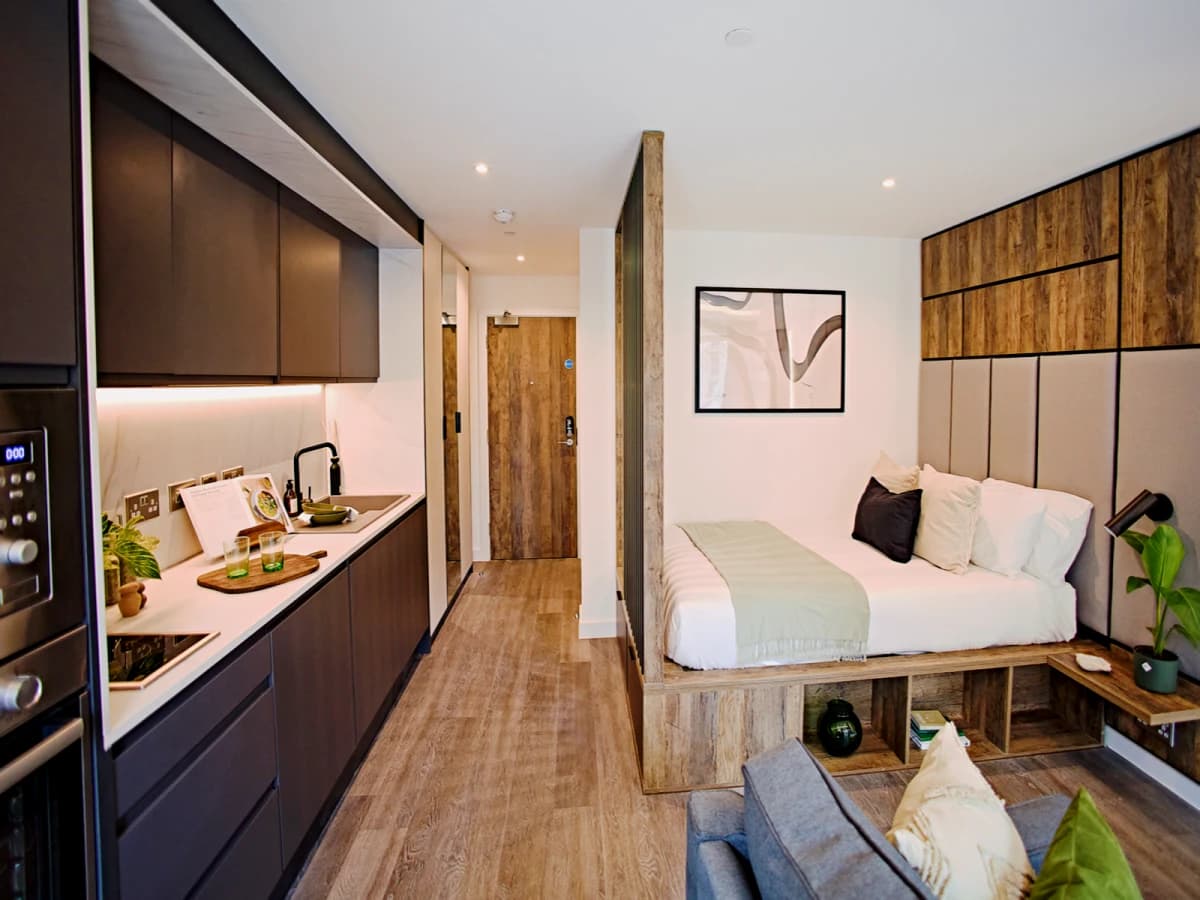 LiveOasis St Albans Place image