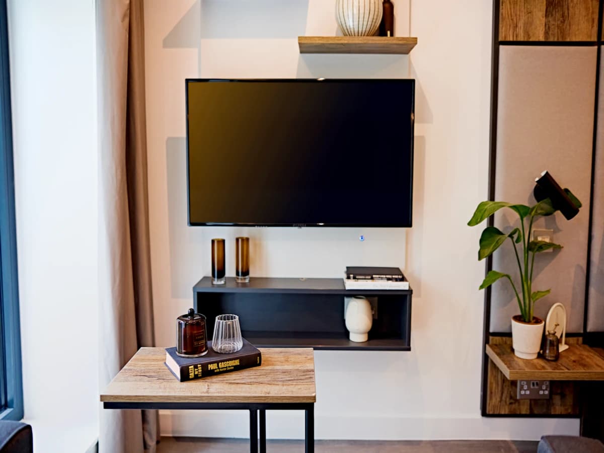 LiveOasis St Albans Place image