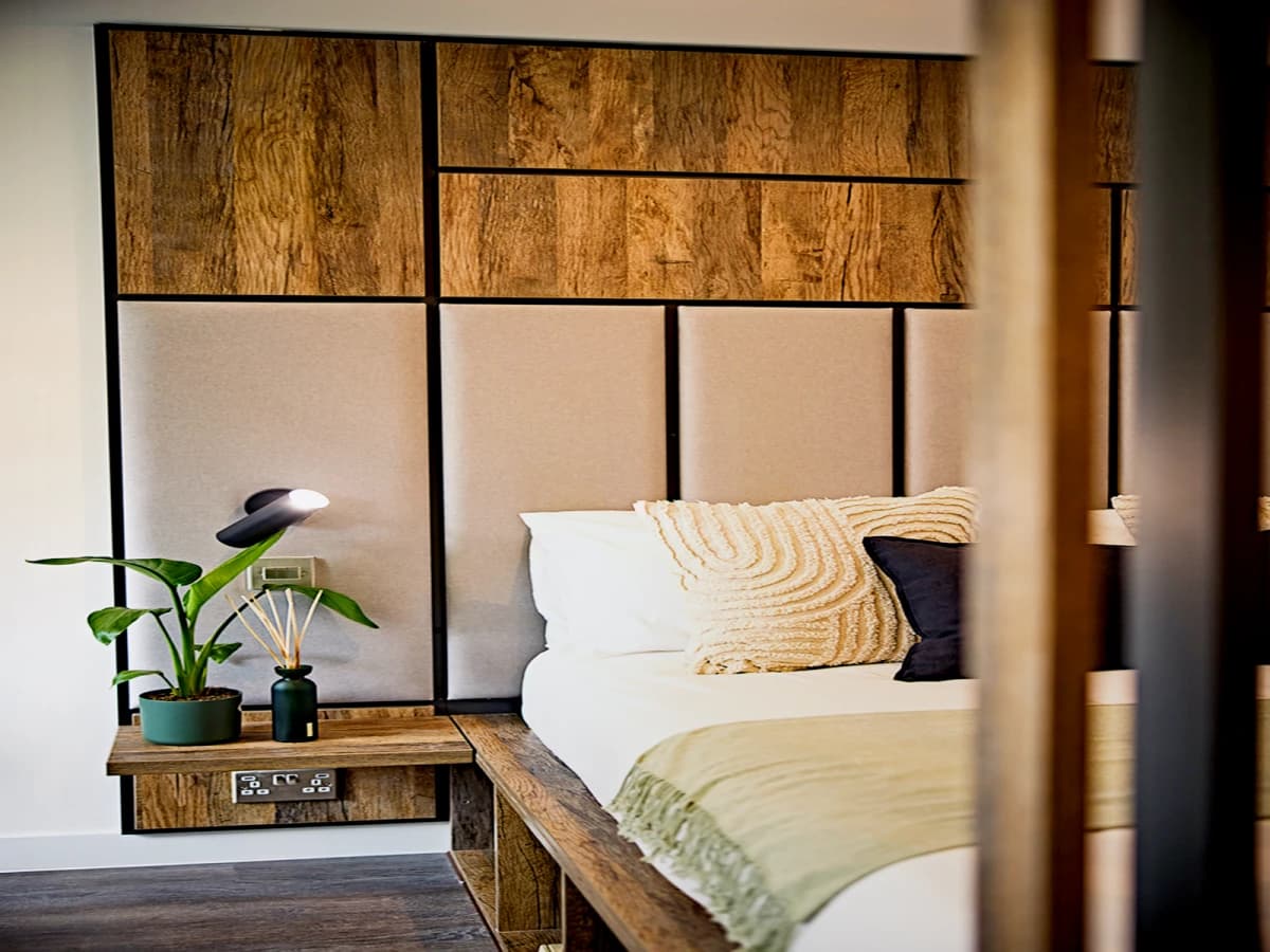 LiveOasis St Albans Place image