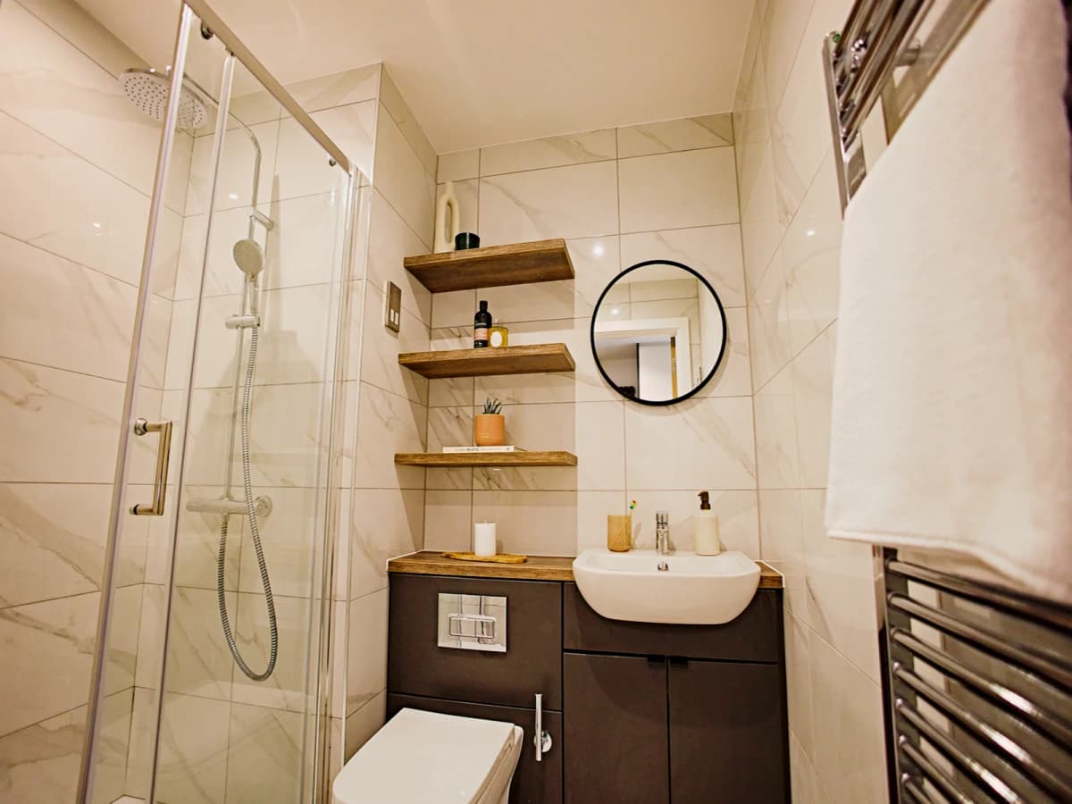 LiveOasis St Albans Place image