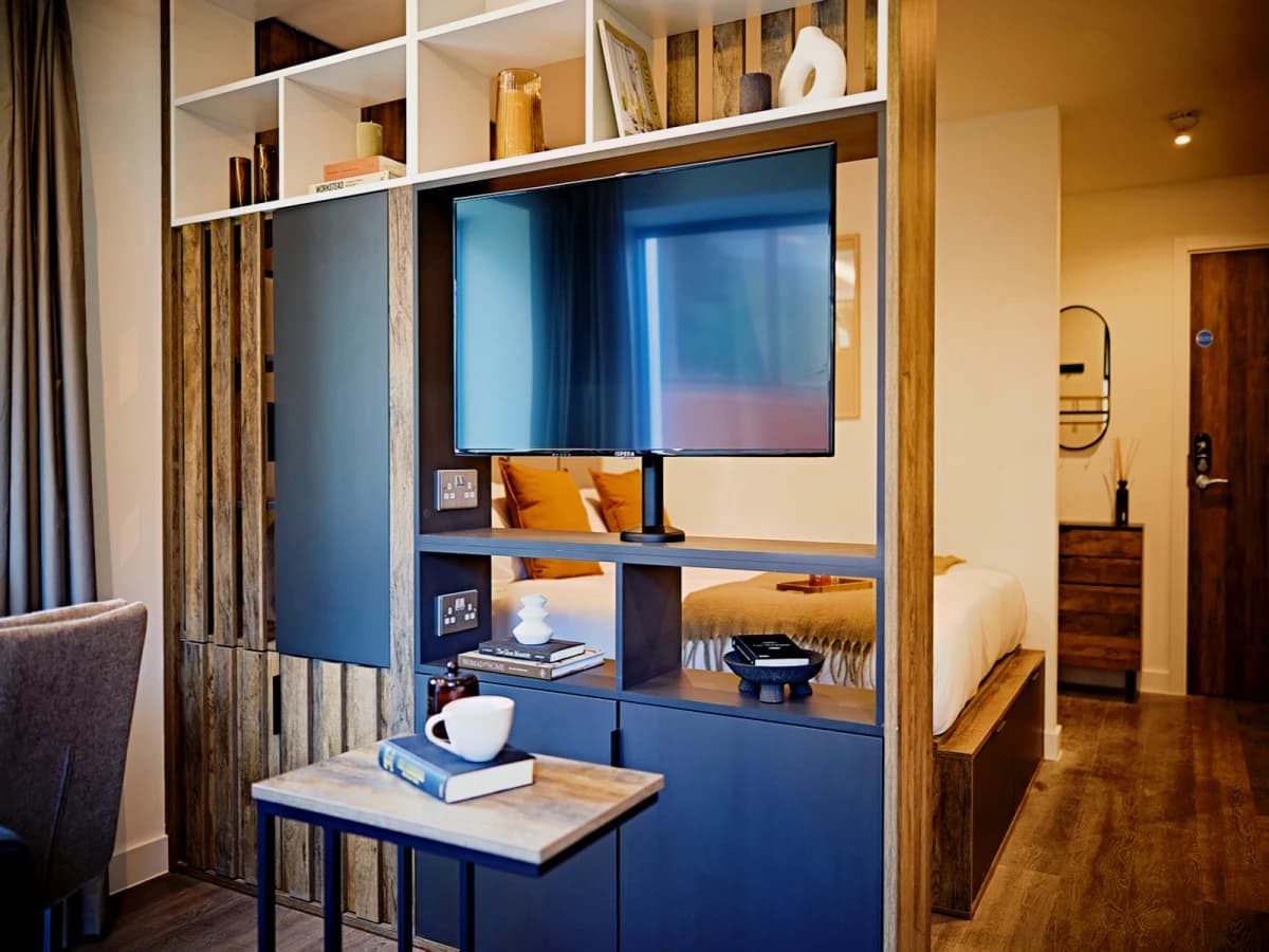 LiveOasis St Albans Place image