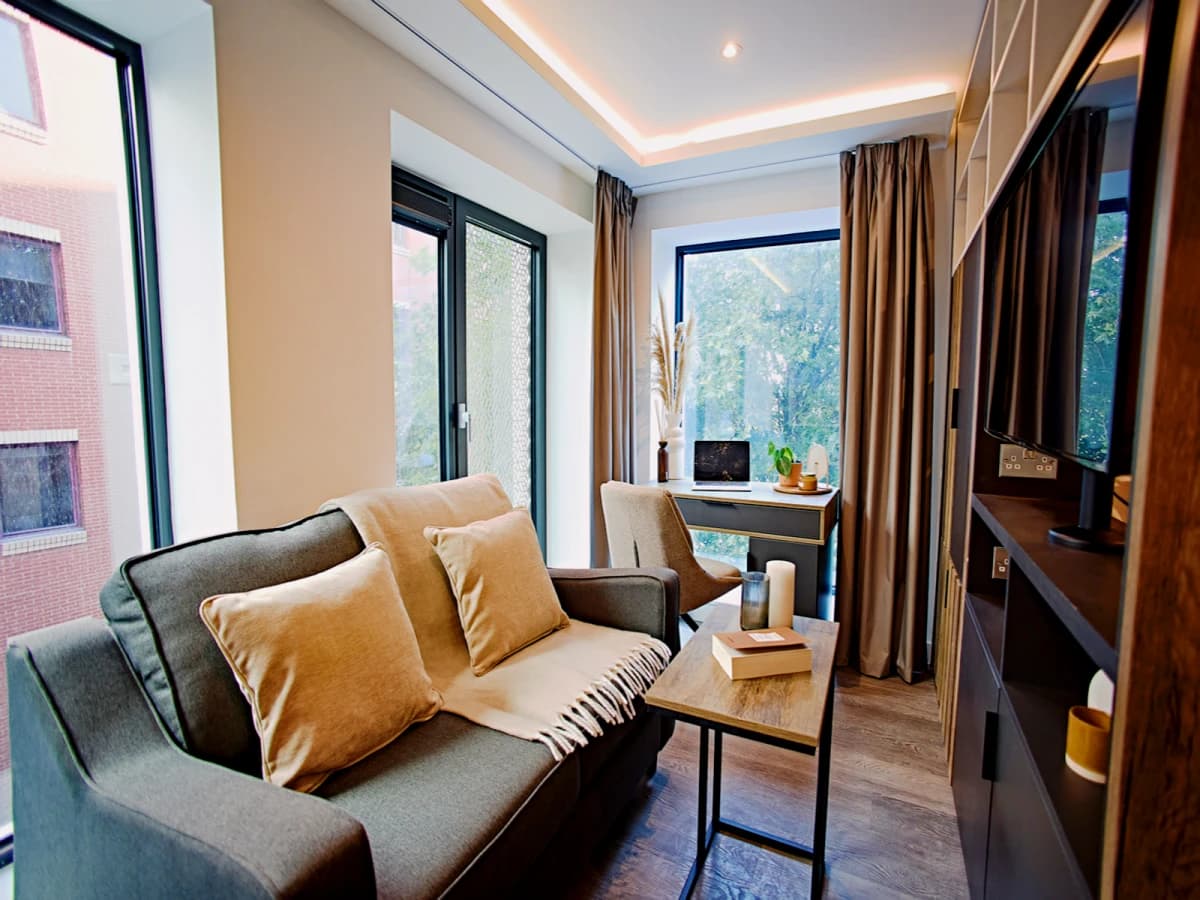 LiveOasis St Albans Place image