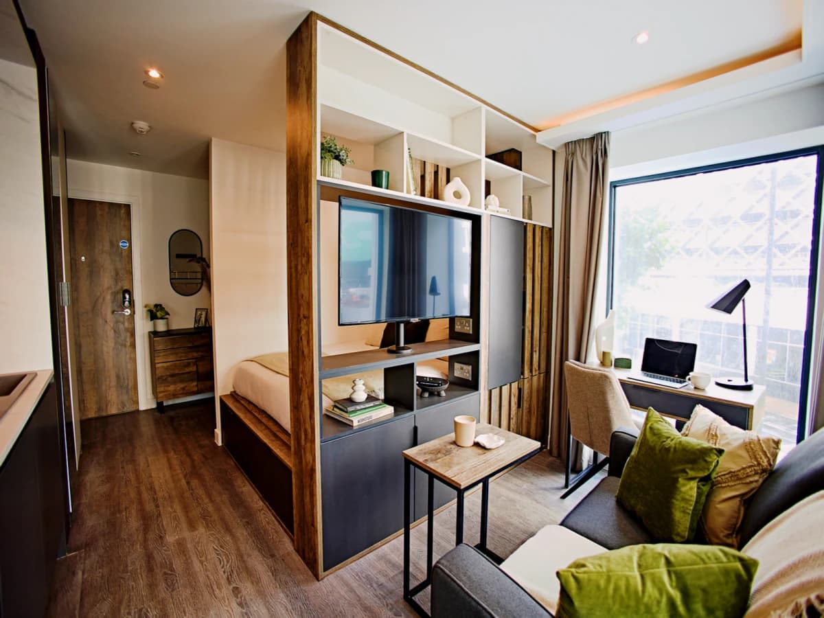 LiveOasis St Albans Place image