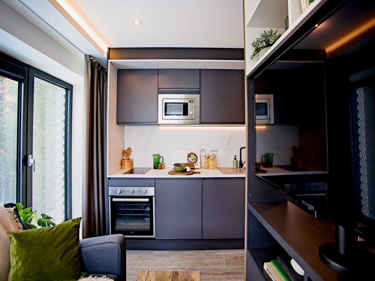 LiveOasis St Albans Place image