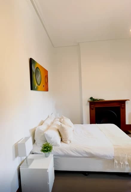 Room 5-standard/mini balcony