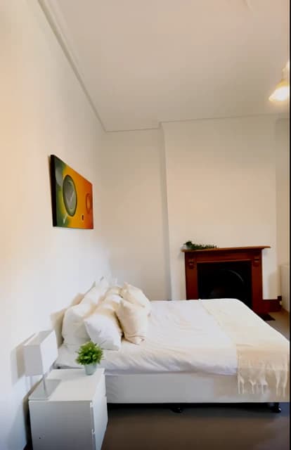 Room 6-standard/balcony