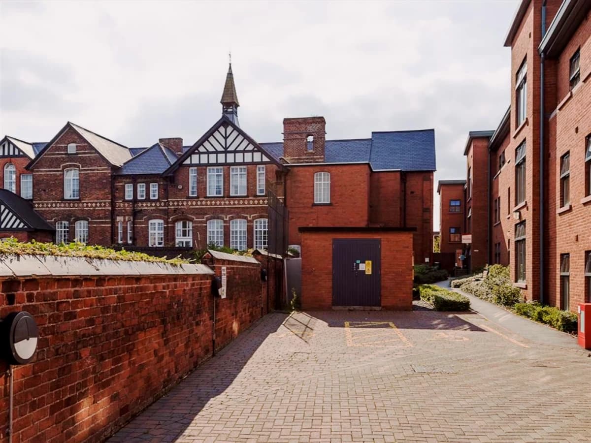Abbeygate image 3