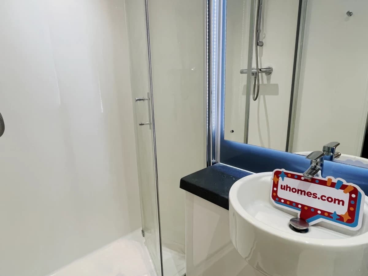 Hillfort House image