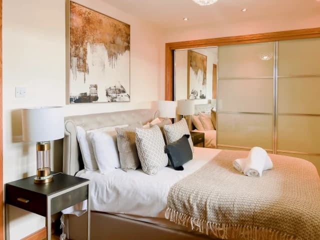 2 bedroom 2 bathroom