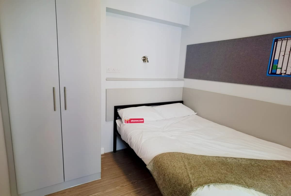 iQ Tufnell House image