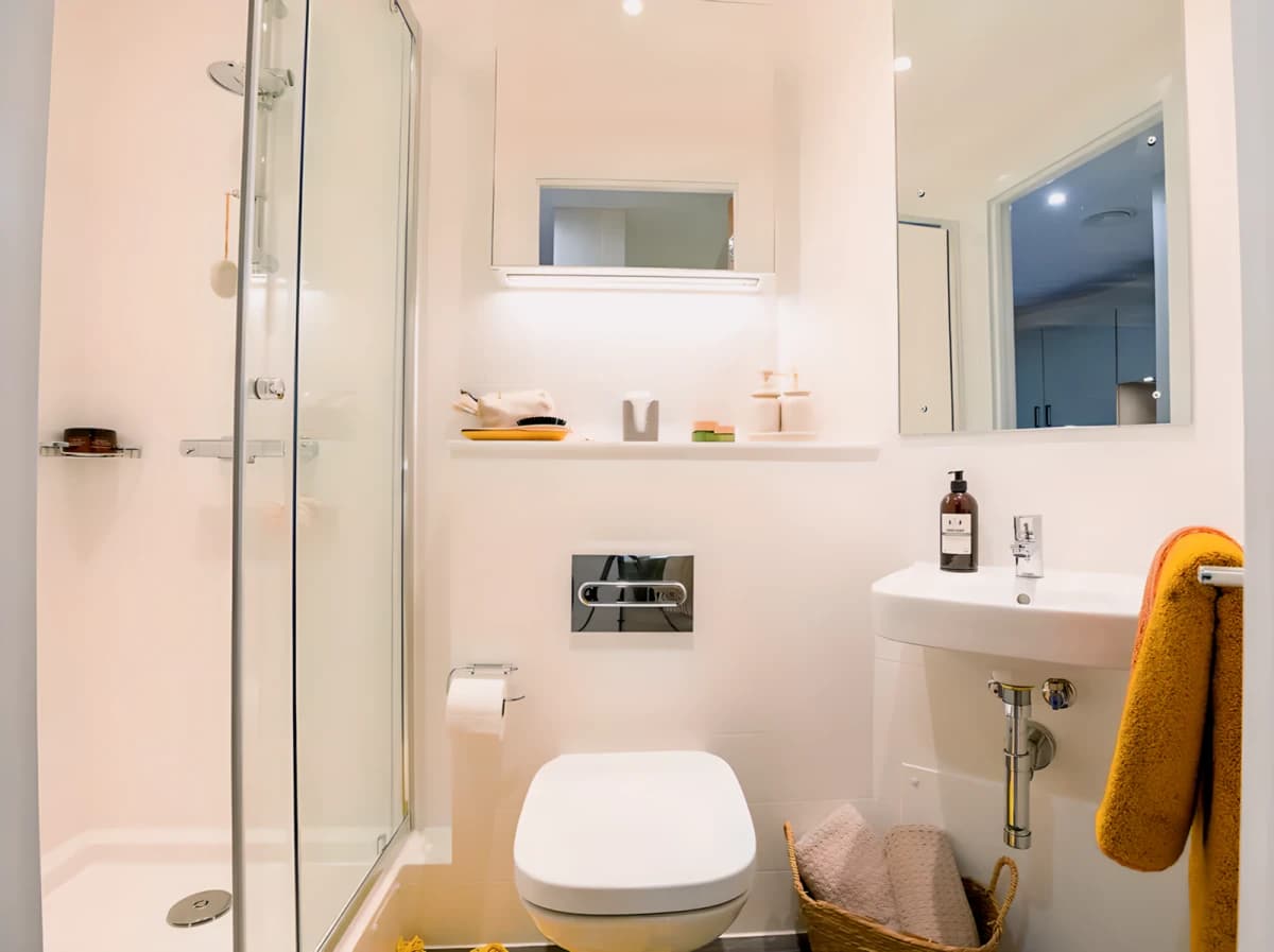 Crown Place image