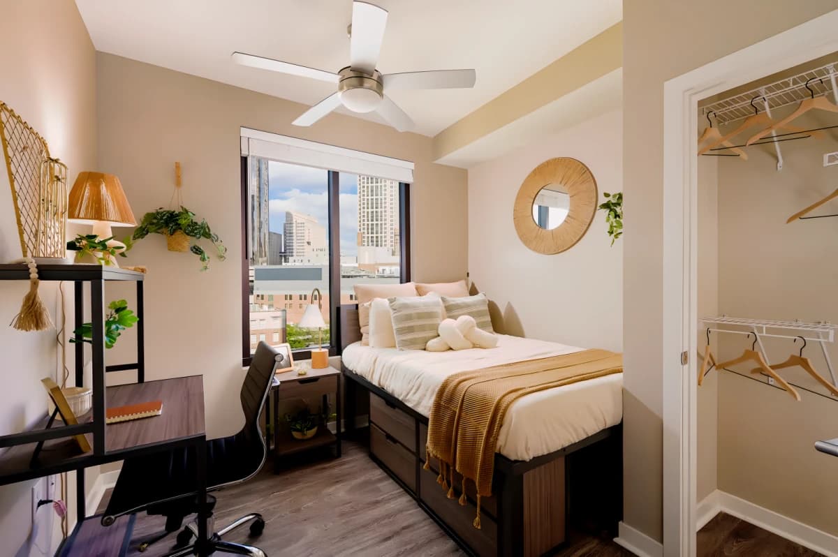 3 BED 2 BATH-CAMDEN Private Bathroom