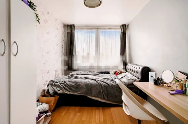 4 Bedroom 1 Bathroom