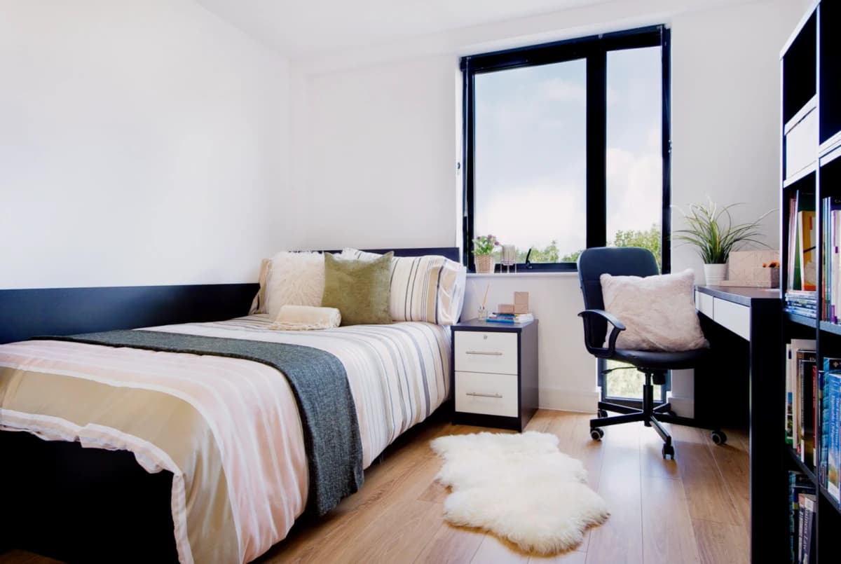 Gold ensuite rooms